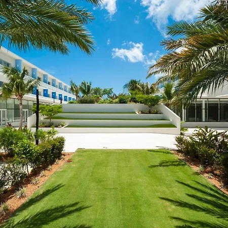 The Grove Aparthotel West Bay Exterior photo